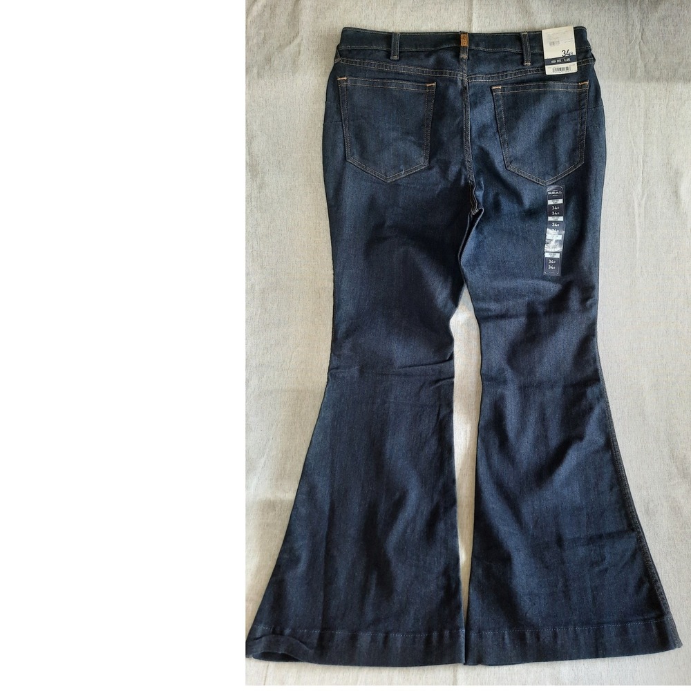 Ariat Real  High Rise Flare Jeans Womens 34R Dark Wash Denim Bell Bottoms Alexa